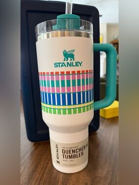 Stanley Quencher H2.0 40 oz Tumbler - Stanley x Target Summer Plaid